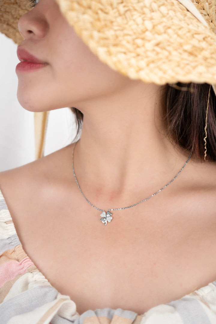 Dây Chuyền Mặt Hoa 4 Cánh Tim Đính Đá CZ Kiểu Ý 750 Bảo Tín K&K