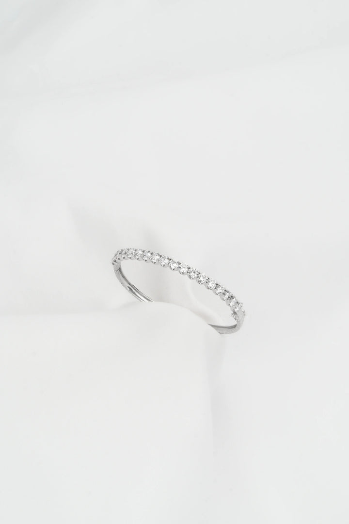 Vòng Tay Nửa Viền Đá Kiểu Ý 750 Bảo Tín k&K