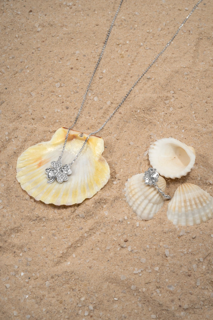 Dây Chuyền Mặt Hoa 4 Cánh Tim Đính Đá CZ Kiểu Ý 750 Bảo Tín K&K