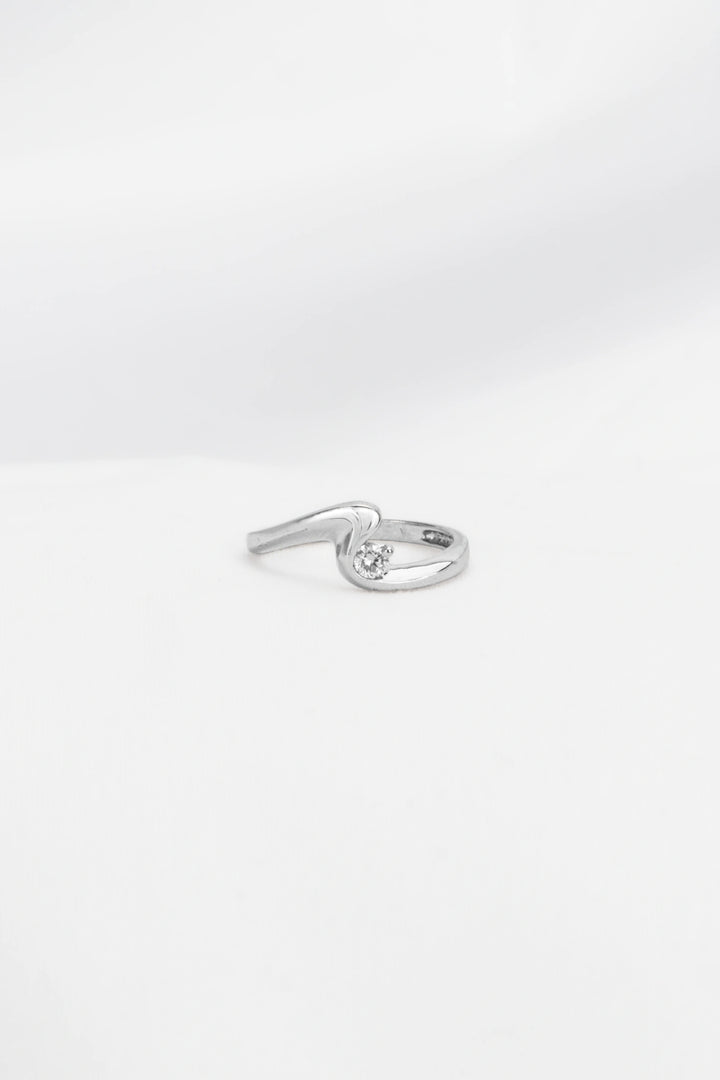 Nhẫn Gợn Sóng Đính Đá CZ Kiểu Ý 750 Bảo Tín K&K