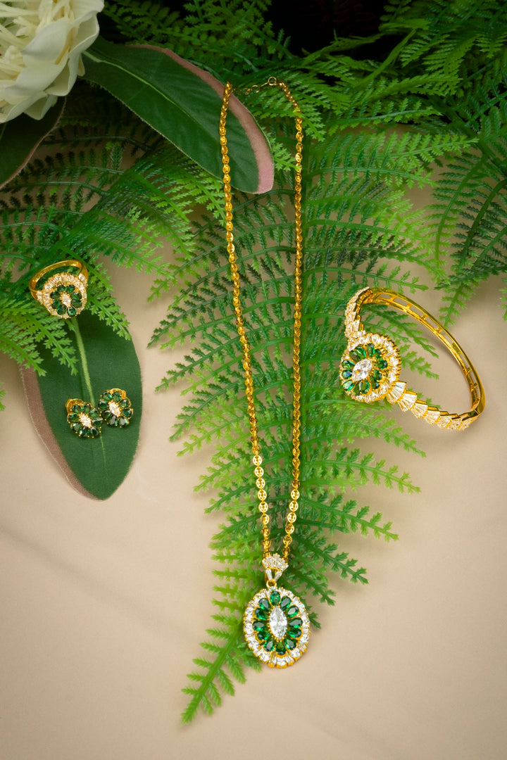 Bông Tai Kiểu Đá Xanh Lá Đính Đá CZ Vàng 16K Bảo Tín K&K