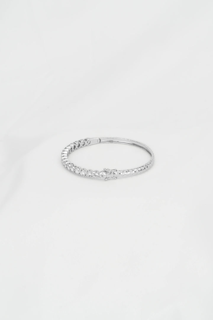 Vòng Tay Nửa Viền Đá Kiểu Ý 750 Bảo Tín k&K