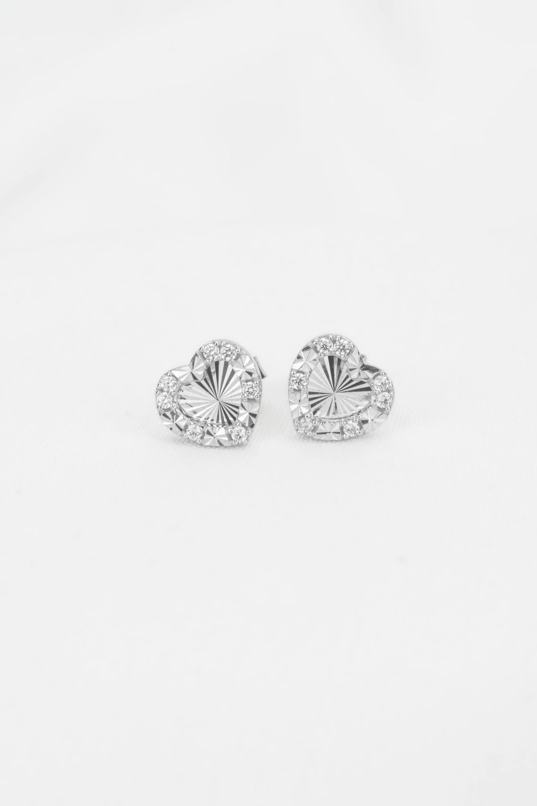 Bông Tai Trái Tim 3D Viền Tấm Kiểu Ý 750 Bảo Tín K&K