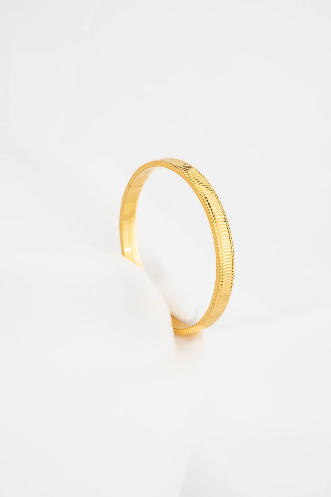 Vòng Tay Em Bé Mắt Mèo Vàng 16K Bảo Tín K&K