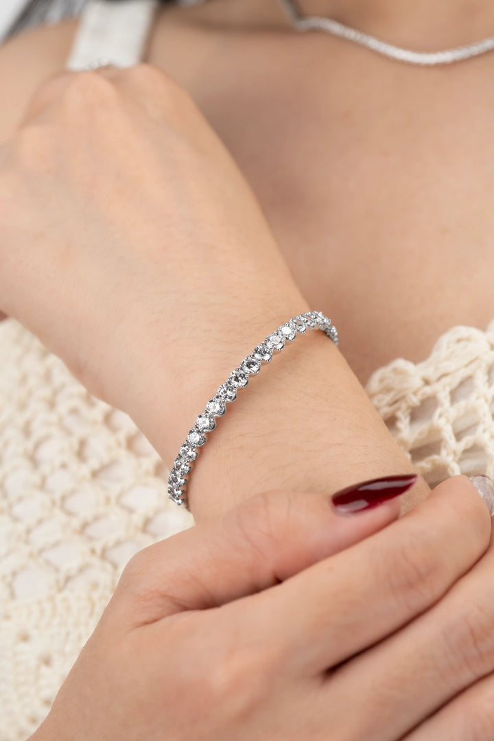 Vòng Tay Nửa Viền Đá Kiểu Ý 750 Bảo Tín k&K