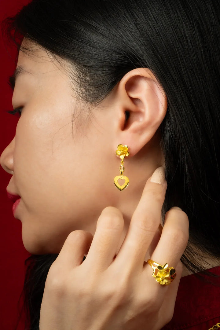 Bông Tai Hoa 5 Cánh Charm Trái Tim Vàng 23K Bảo Tín K&K