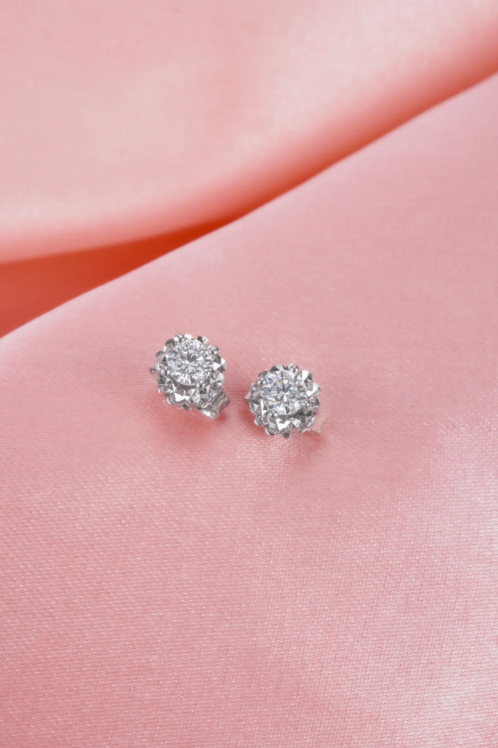 Bông Tai Hột Viền Tròn Khắc Máy Đính Đá CZ Kiểu Ý 750 Bảo Tín K&K