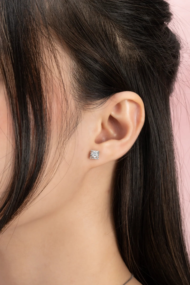 Bông Tai Hột Viền Vuông Khắc Máy Đính Đá CZ Kiểu Ý 750 Bảo Tín K&K