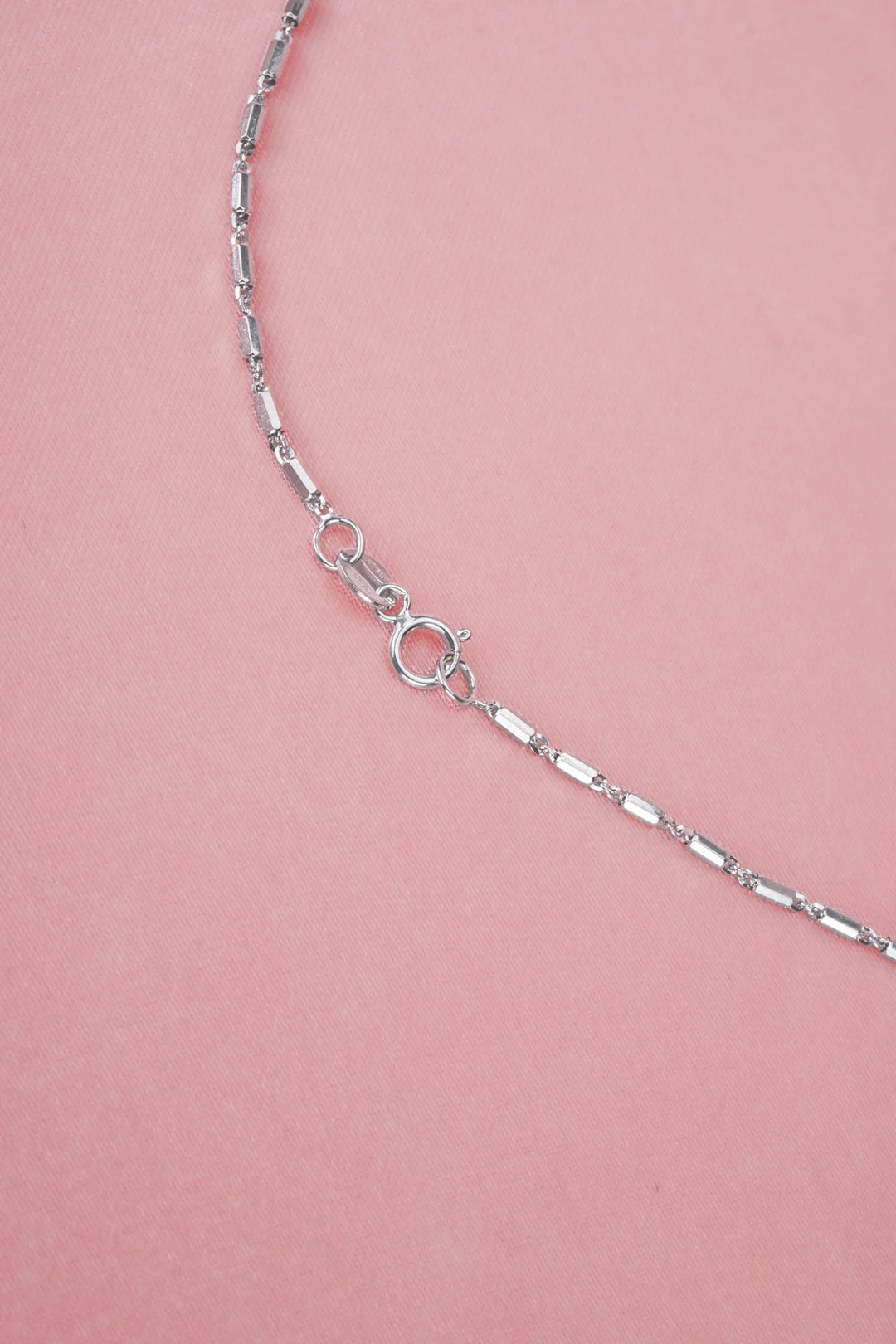 Dây Chuyền Mặt Trái Tim Viền Tấm Đính Đá CZ Kiểu Ý 750 Bảo Tín K&K