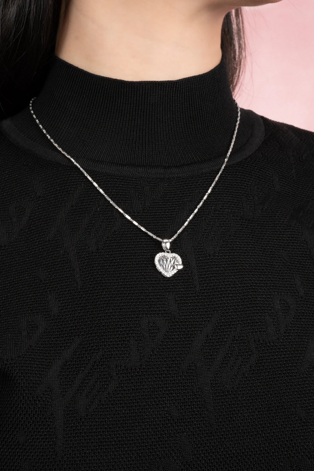 Dây Chuyền Mặt Trái Tim Viền Tấm Đính Đá CZ Kiểu Ý 750 Bảo Tín K&K