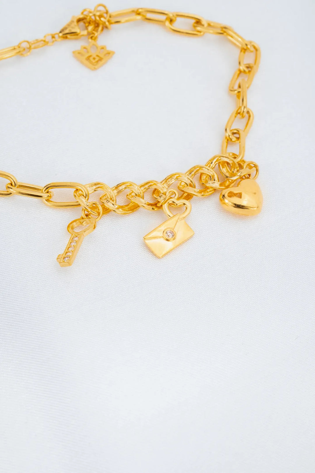 Lắc Tay Love Lock Charm Vàng 16K đính đá CZ Bảo Tín K&K