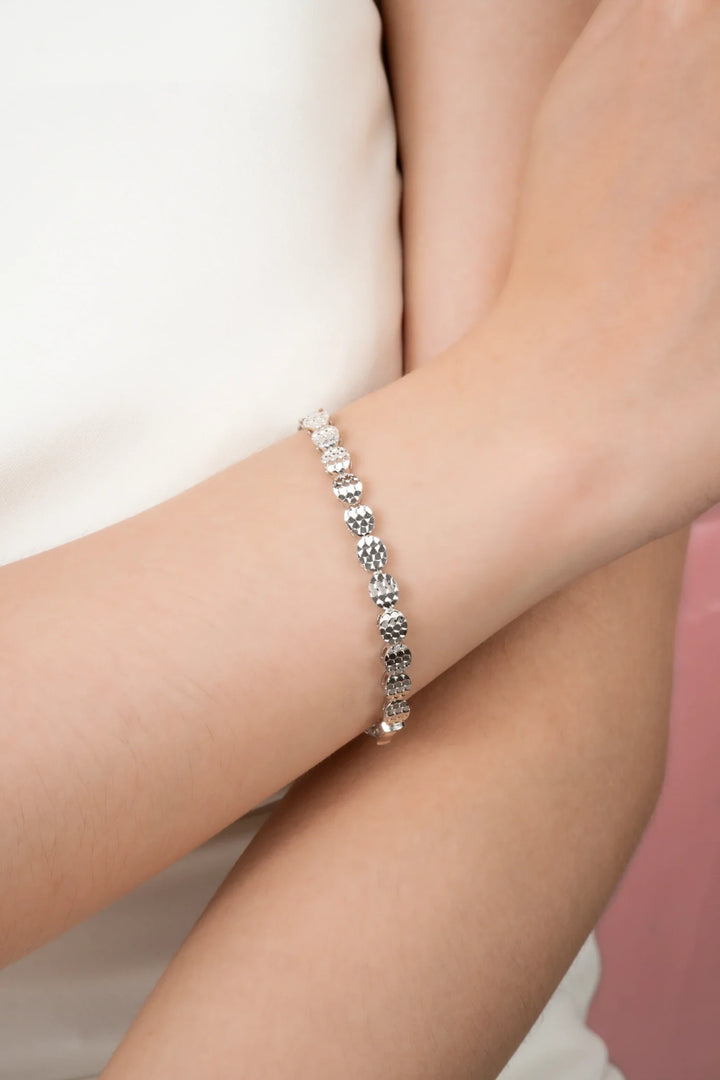 Lắc Tay Mắt Xích Oval Không Đính Đá Kiểu Ý 750 Bảo Tín K&K