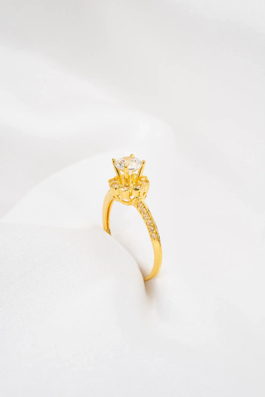 Nhẫn Hoa Tròn 8 Cánh Vàng 16K đính đá CZ Bảo Tín K&K