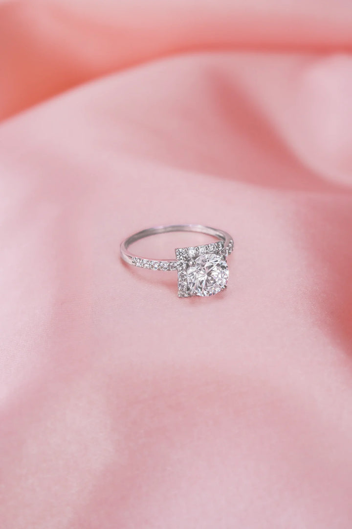 Nhẫn Một Hột Vuông Đính Đá CZ Kiểu Ý 750 Bảo Tín K&K