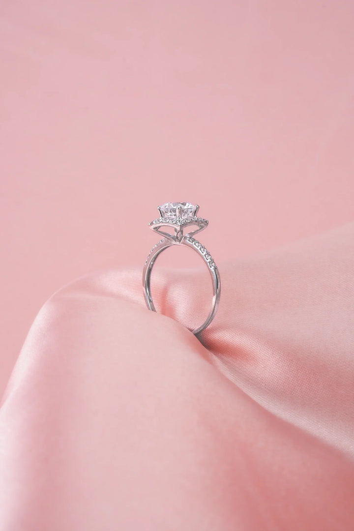 Nhẫn Một Hột Vuông Đính Đá CZ Kiểu Ý 750 Bảo Tín K&K