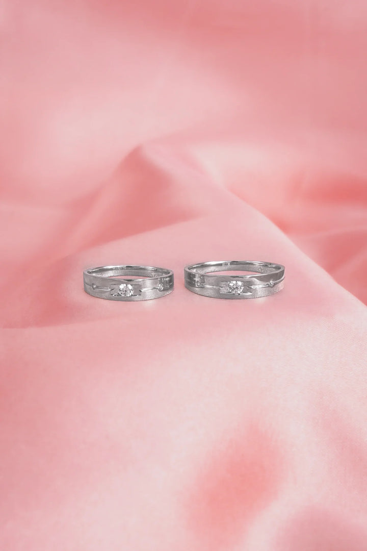 Nhẫn Cưới 3 Hột Chìm Đính Đá CZ Kiểu Ý 750 Bảo Tín K&K