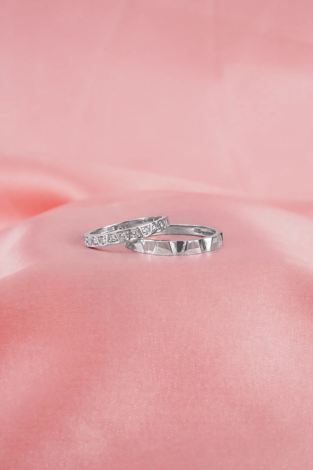 Nhẫn Cưới Đính Đá CZ Kiểu Ý 750 Bảo Tín K&K