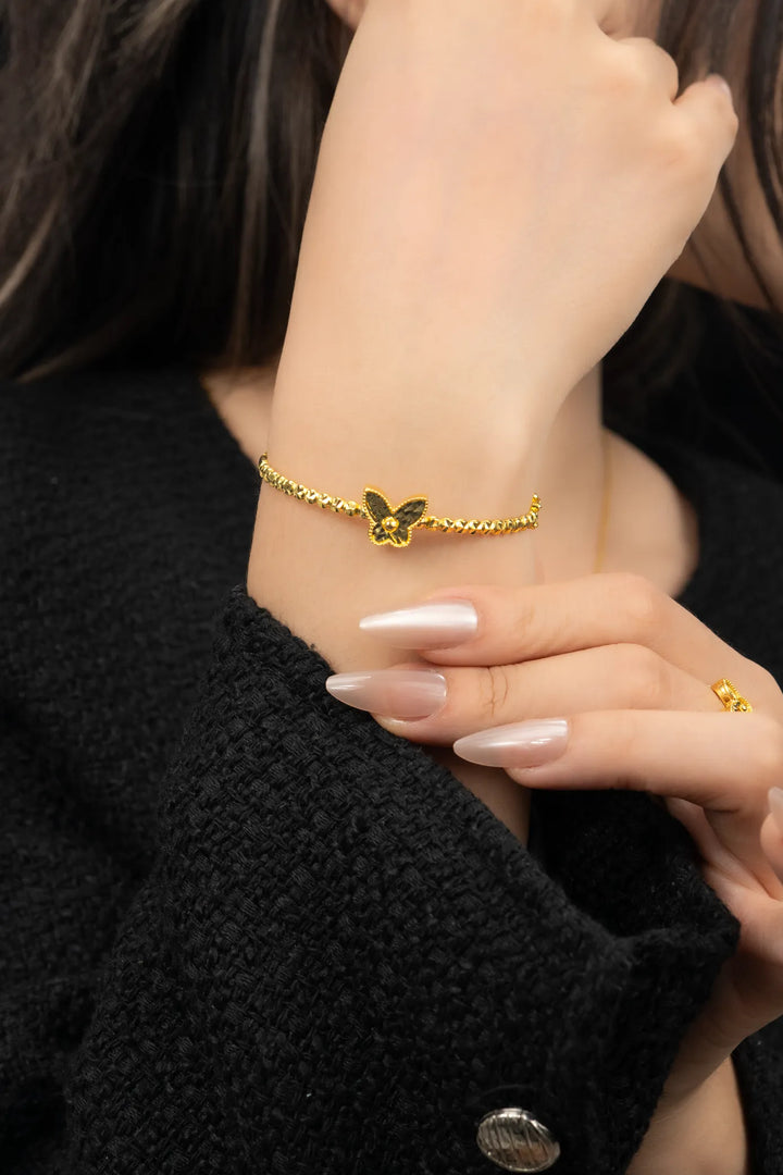 Vòng Tay Bướm Họa Tiết Nổi 3D Vàng 16K Bảo Tín K&K