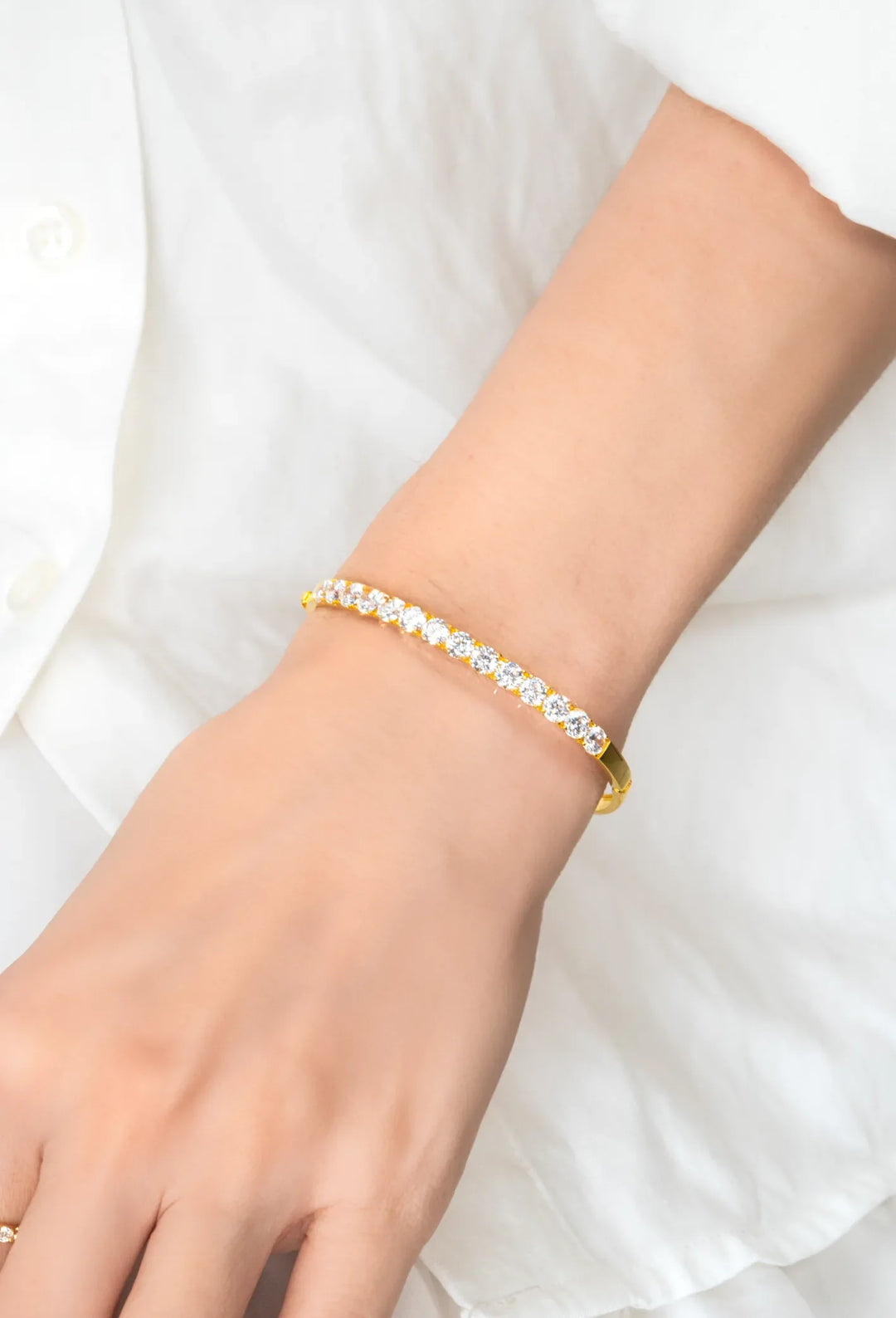 Vòng Tay Kiểu Vuông 1 Hàng Tấm Vàng 16K đính đá CZ Bảo Tín K&K