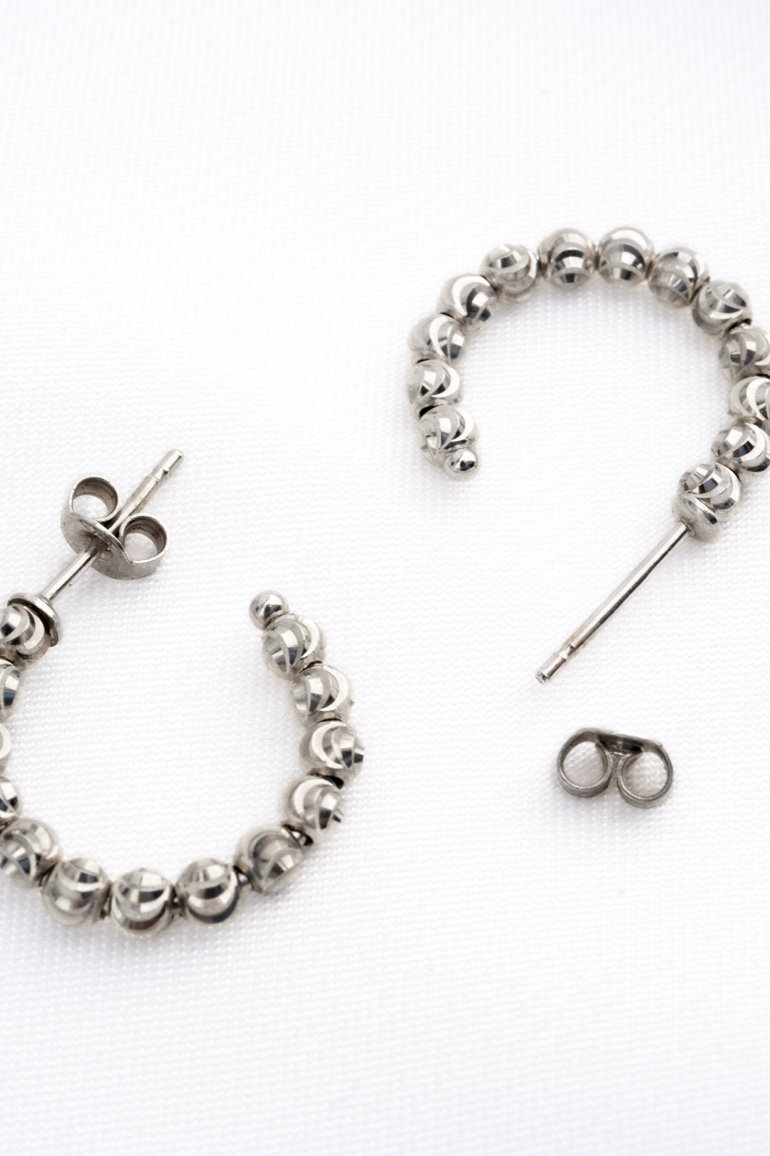 Bông tai trắng chuỗi bi Bảo Tín K&K Vàng kiểu Ý 750