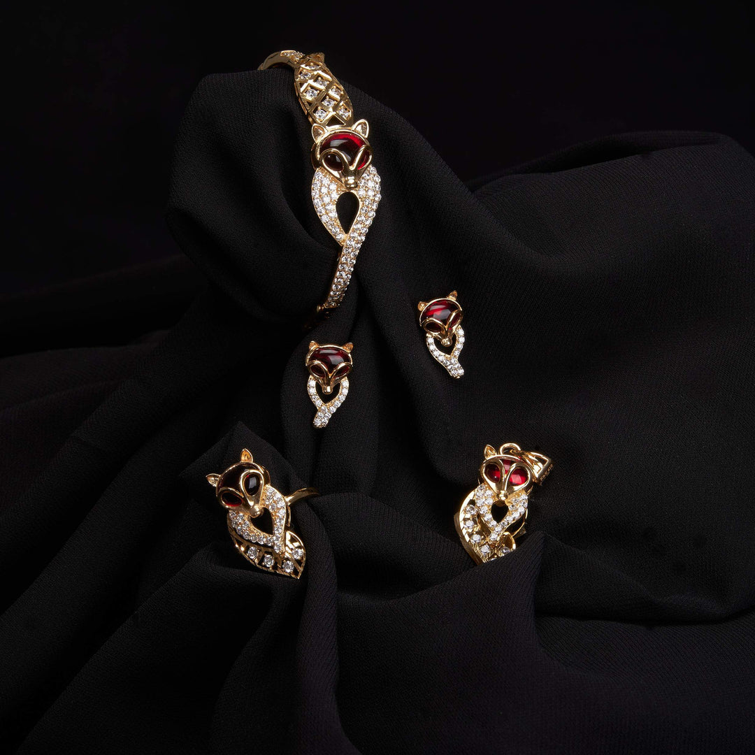 Mặt dây chuyền vàng hồ ly tấm Bảo Tín K&K Vàng 14K đính Đá cao cấp, Đá màu