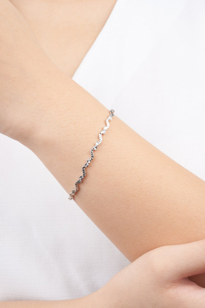 Vòng tay trắng kiểu Bảo Tín K&K Vàng kiểu Ý 750