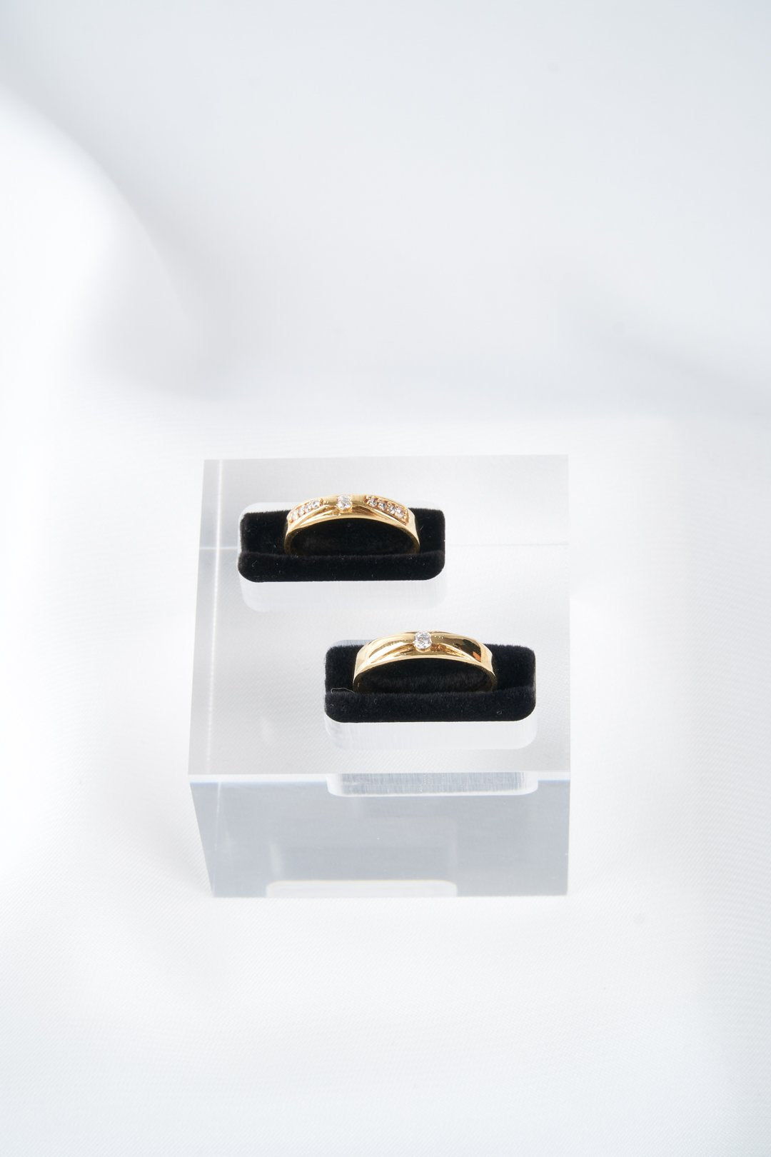 Nhẫn cưới vàng 1h kẹp tấm Bảo Tín K&K Vàng 18K đính Đá cao cấp