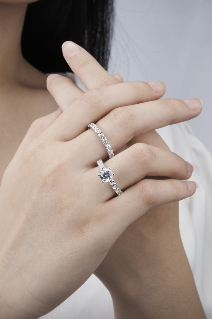 Nhẫn trắng 1 hàng tấm Bảo Tín K&K Vàng kiểu Ý 750 đính Đá cao cấp