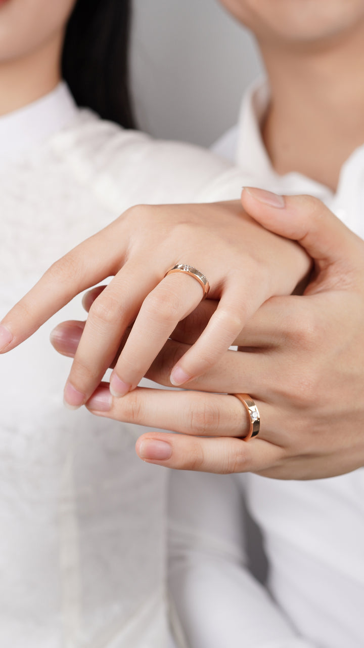 Nhẫn cưới nữ Bảo Tín K&K Vàng kiểu Ý 750 Delightful