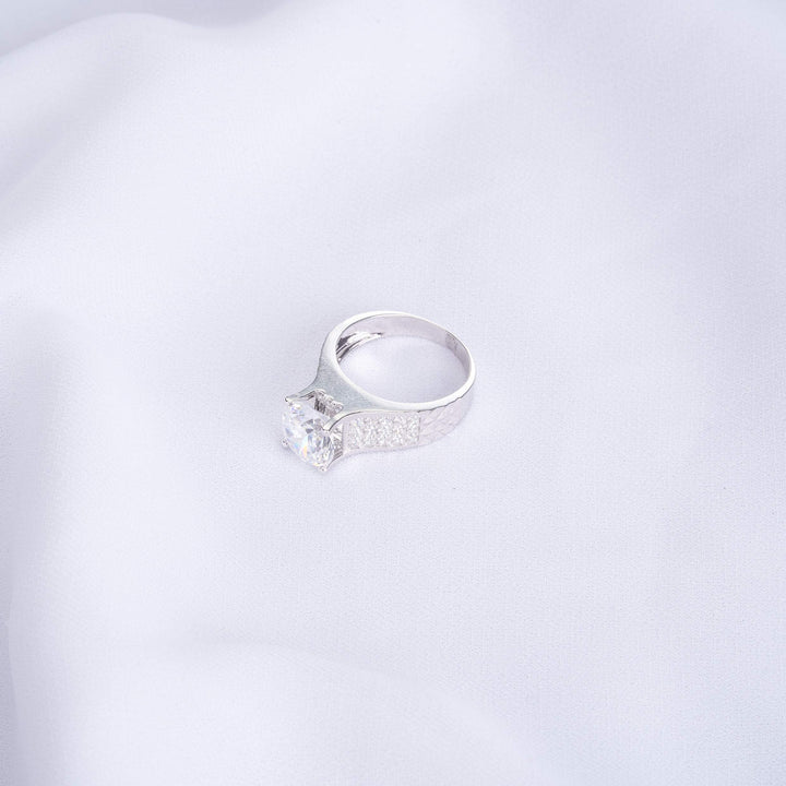 Nhẫn trắng tấm Bảo Tín K&K Vàng kiểu Ý 750 đính Đá cao cấp