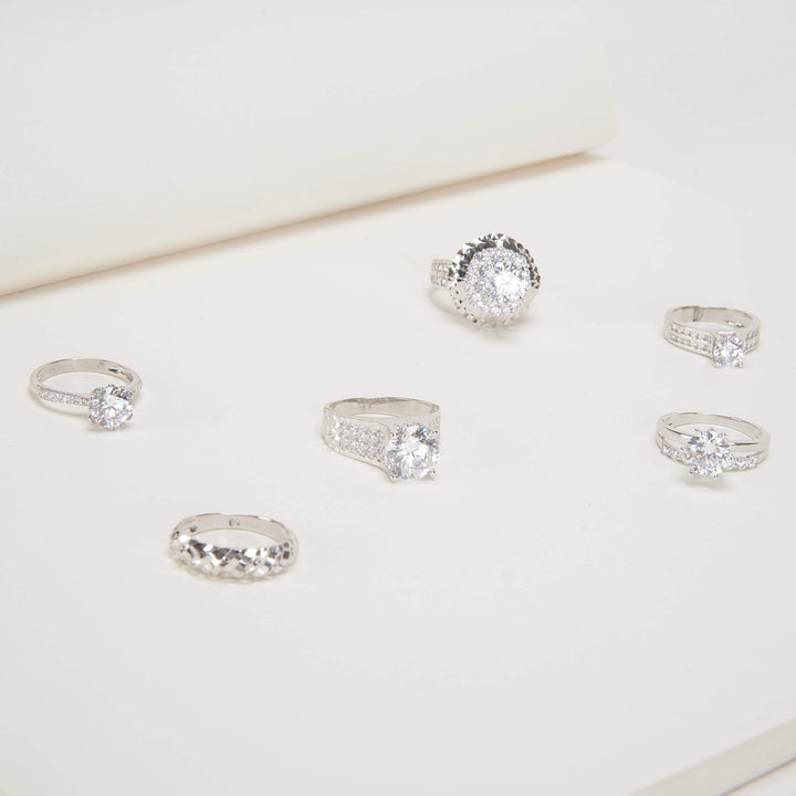 Nhẫn trắng kiểu Bảo Tín K&K Vàng kiểu Ý 750 đính Đá cao cấp