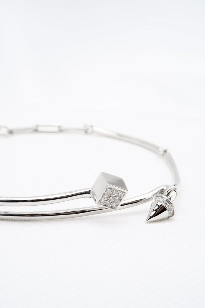 Vòng, lắc xoàn trắng kiểu Bảo Tín K&K Vàng kiểu Ý 750 đính Kim cương