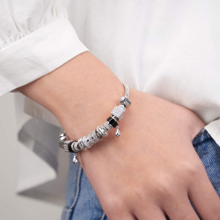 Lắc trắng pandora Bảo Tín K&K Vàng kiểu Ý 750 đính Đá cao cấp