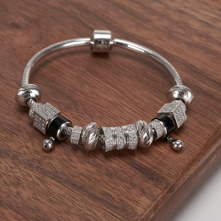 Lắc trắng pandora Bảo Tín K&K Vàng kiểu Ý 750 đính Đá cao cấp