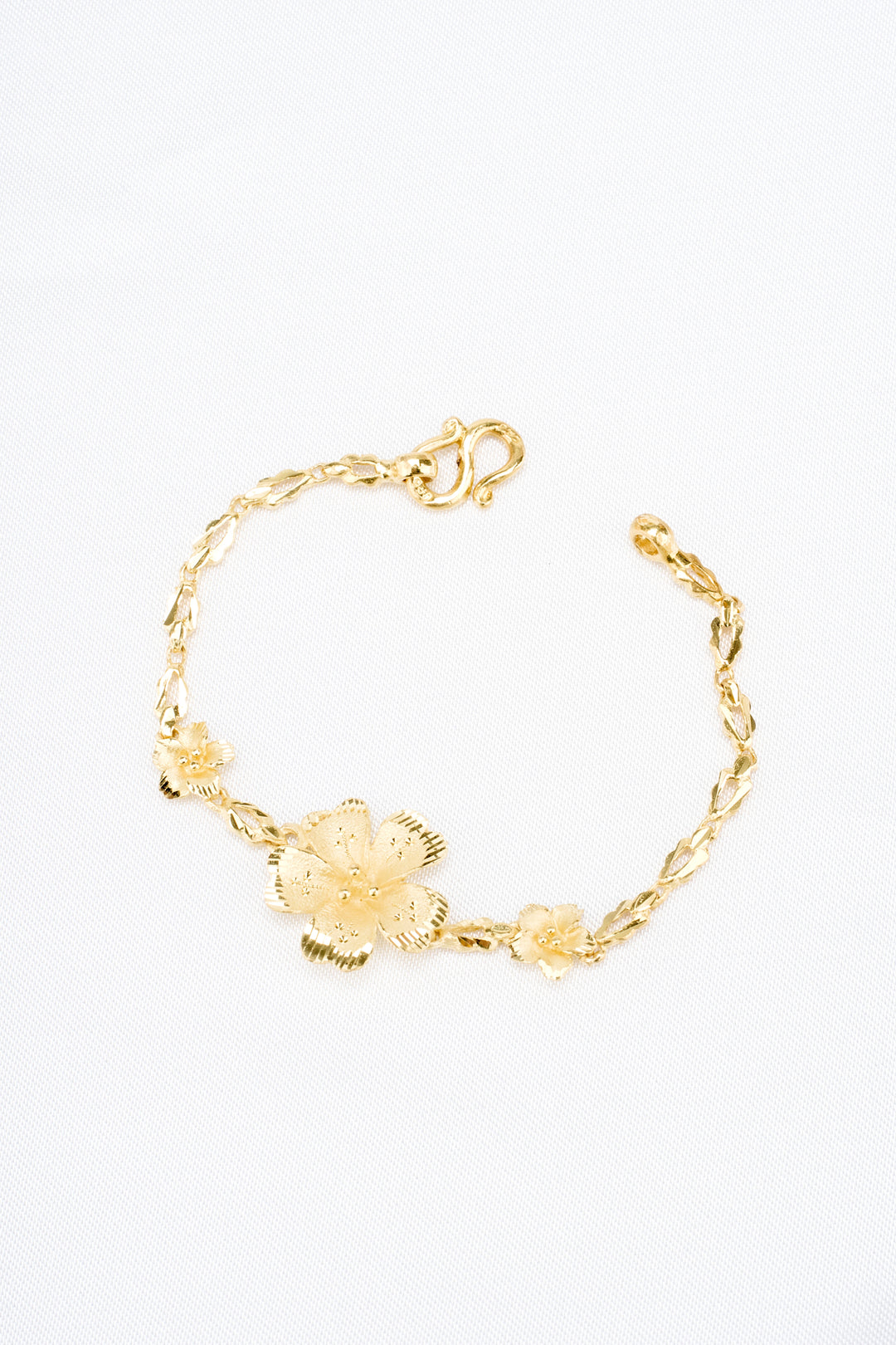 Lắc tay vàng hoa Bảo Tín K&K Vàng 23K