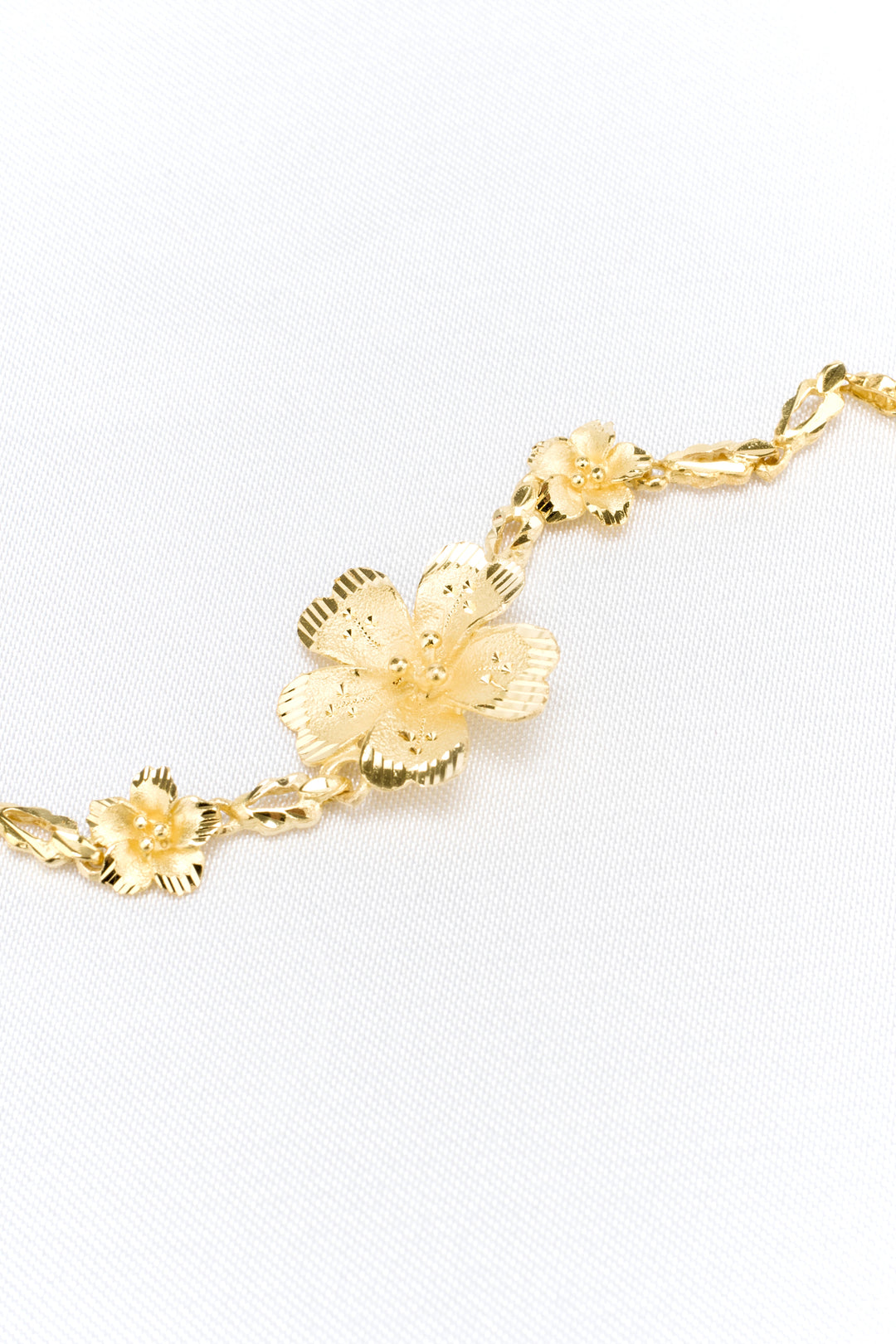 Lắc tay vàng hoa Bảo Tín K&K Vàng 23K