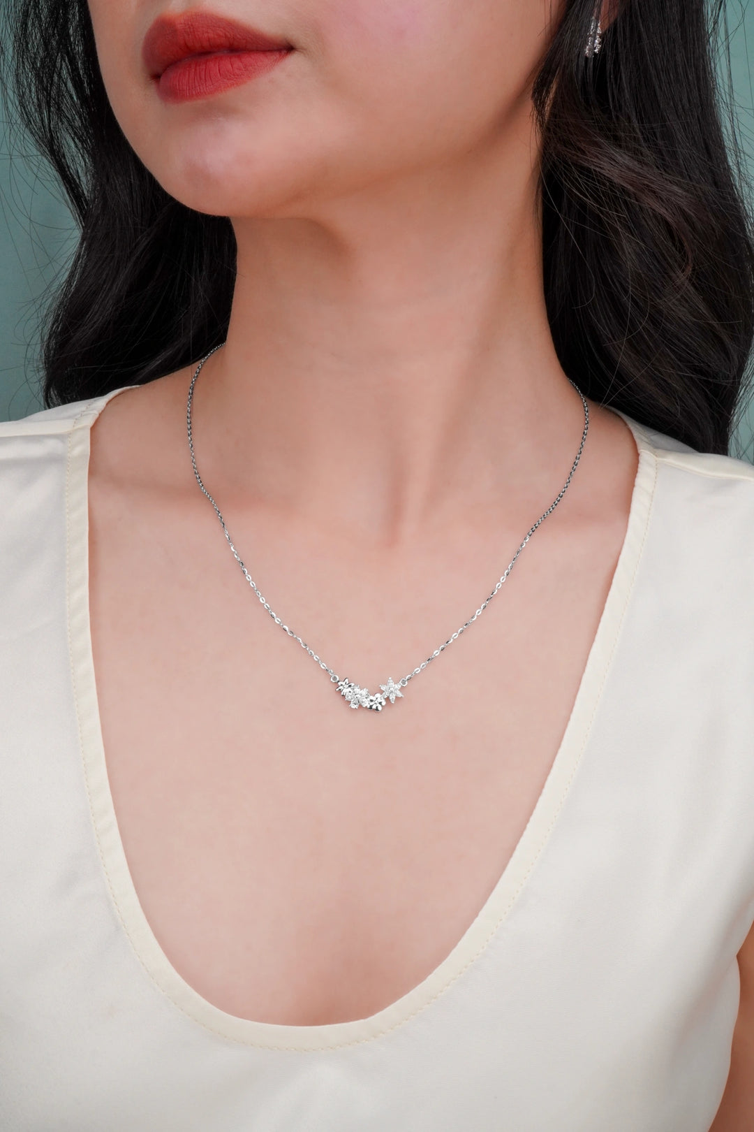 Dây Chuyền Hoa 5 Cánh Kiểu Ý 750 Bảo Tín K&K