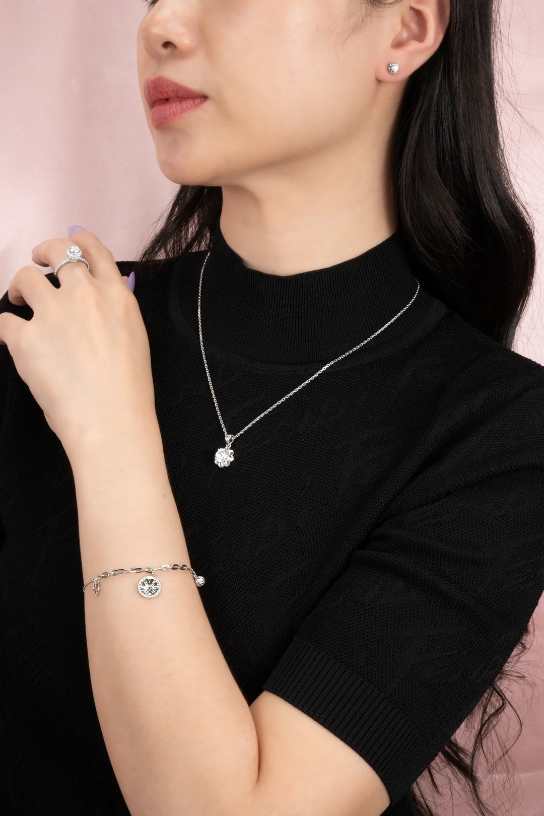 Nhẫn Kiểu Dáng Halo Đính Đá CZ Kiểu Ý 750 Bảo Tín K&K